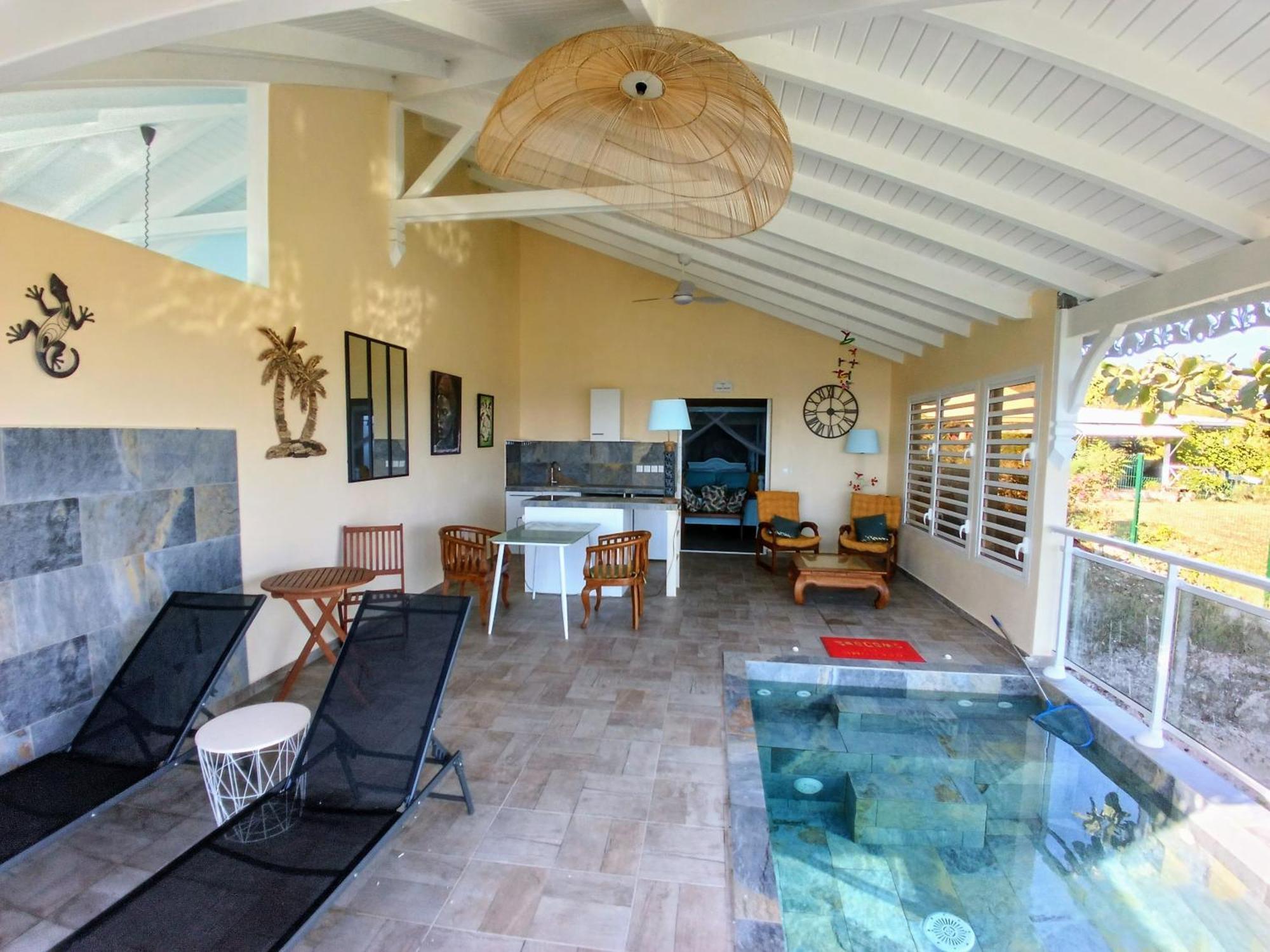 Aux Colibris Amoureux : Loft De Standing Avec Vue Mer Grand-Bourg  Exterior photo